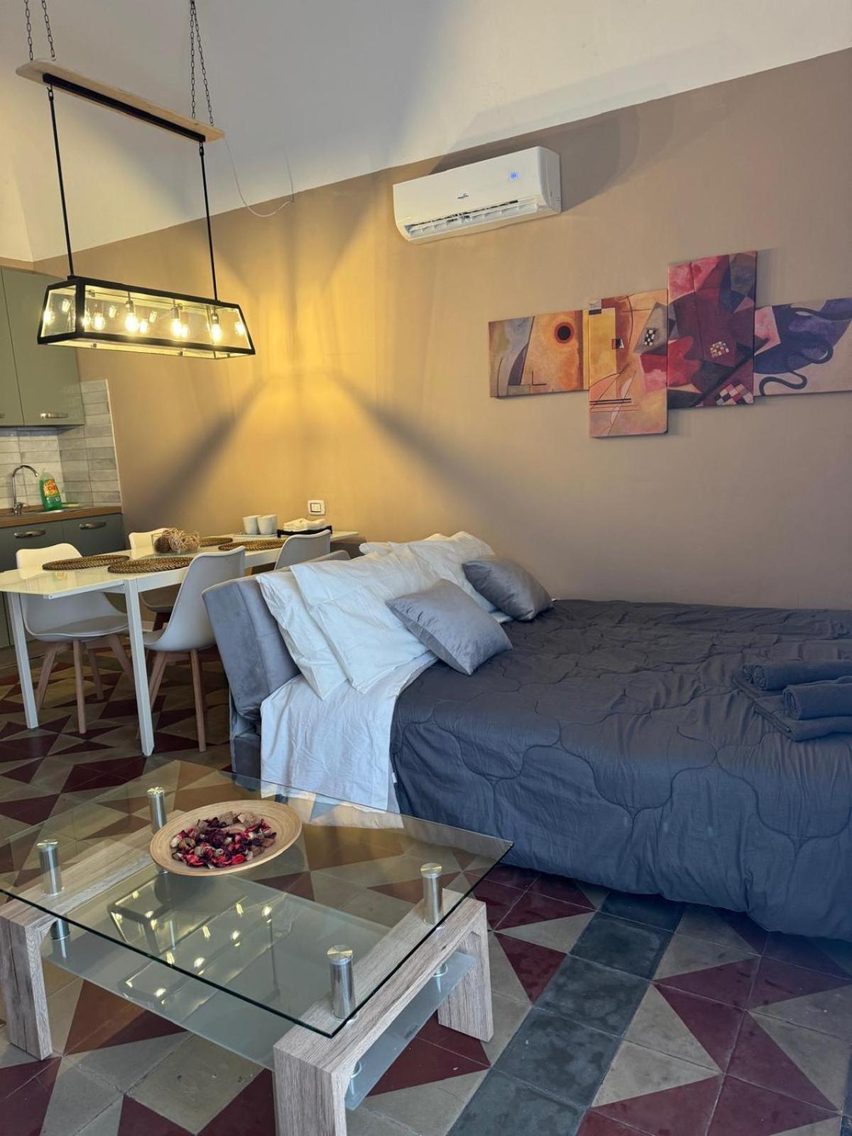 Verdi Apartments Катанія Екстер'єр фото